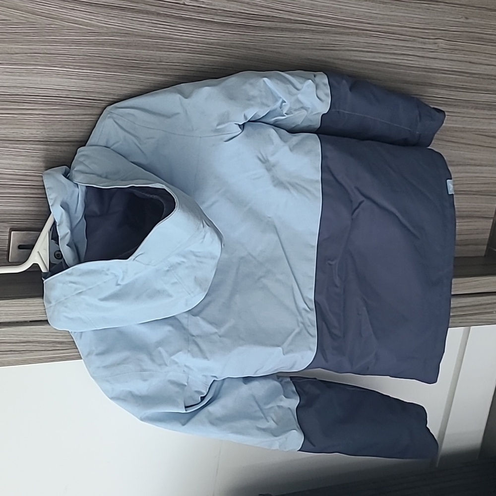 Ski jacket - Picture 2 of 10